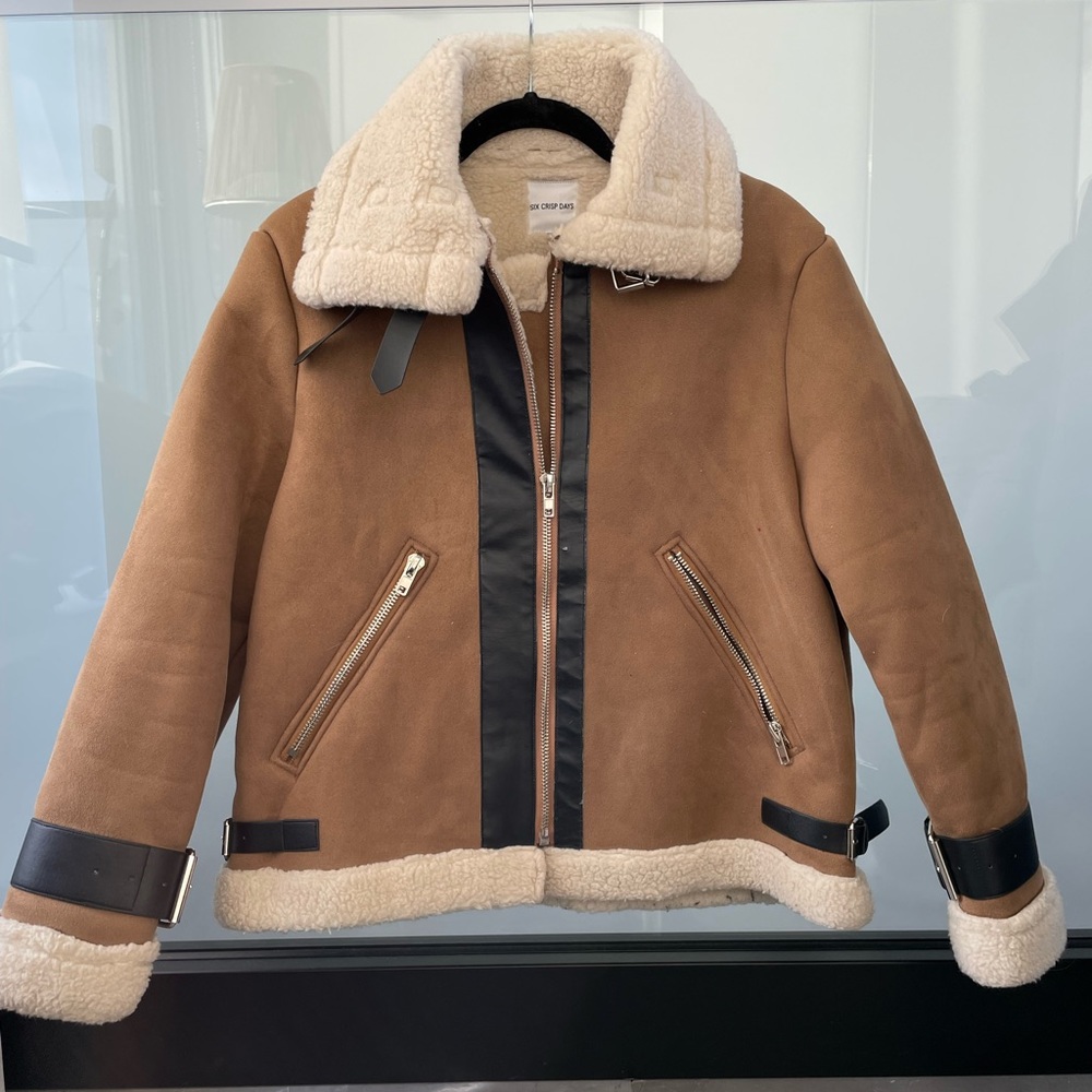 Oversized trendy coat